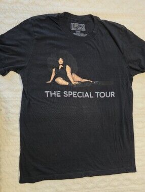 Lizzo The Special Tour Fall 2022 Black Concert Graphic Tee Large